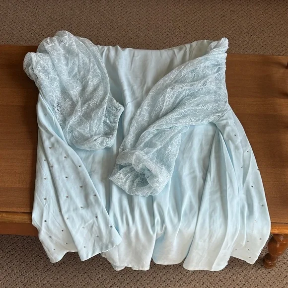 Roaman's Light Blue Blouse with Lace Sleeves - Picture 4 of 4